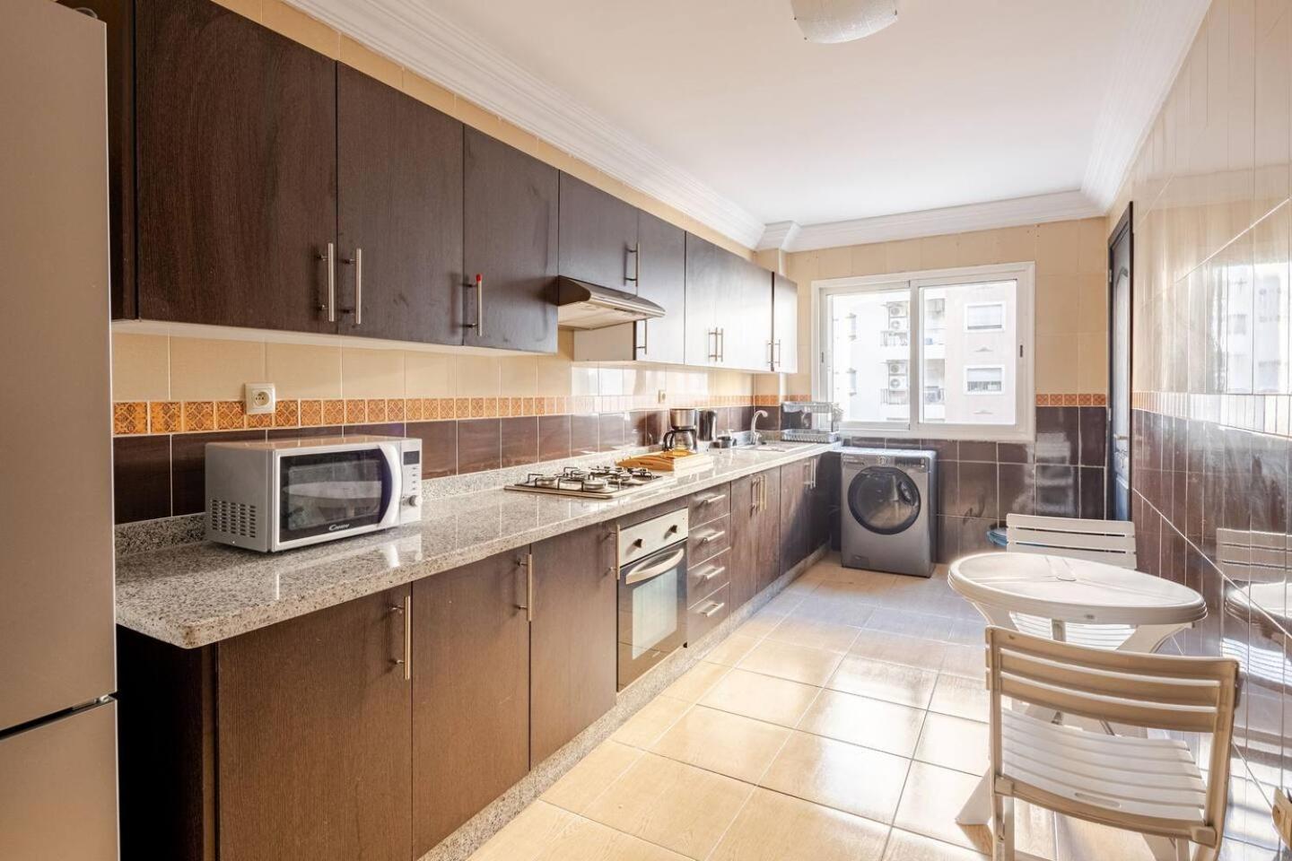 Appartement Acacia 2 Chambres Au Centre Ville Tanger Exteriör bild