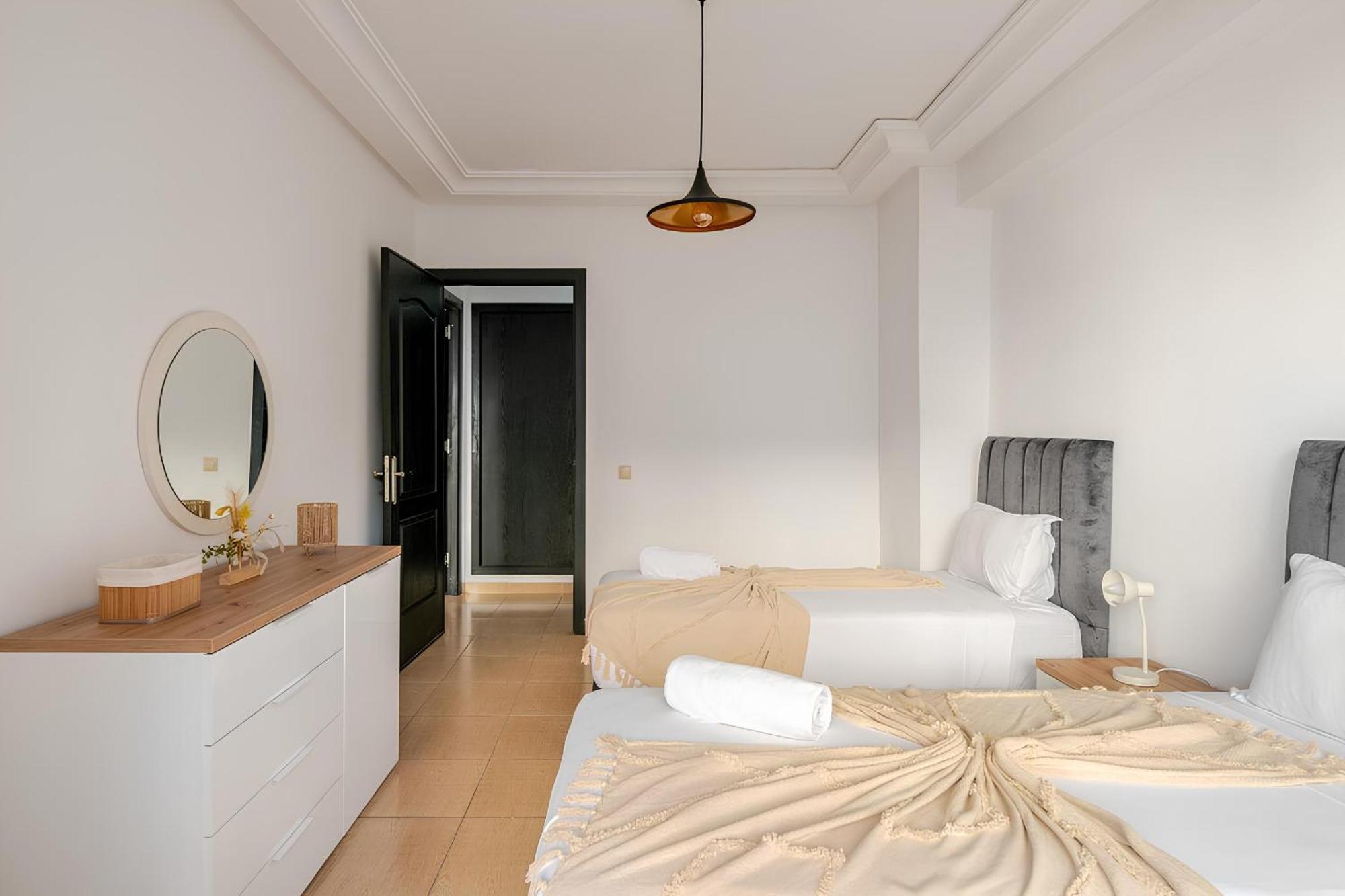 Appartement Acacia 2 Chambres Au Centre Ville Tanger Exteriör bild